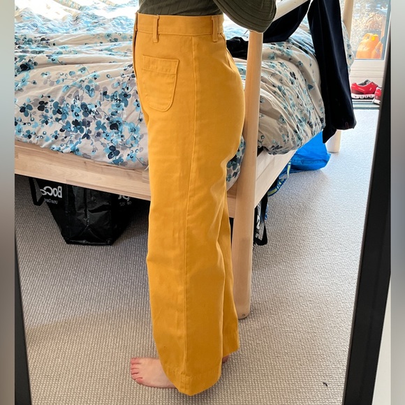 & Other Stories High Rise Wide Leg Mustard Jeans - Picture 4 of 10